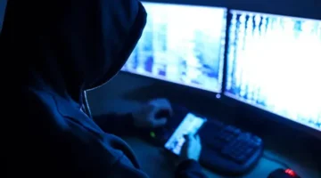 تسرب أدوات تجسس حكومية لاختراق هواتف آيفون يضع خصوصية المستخدمين في مواجهة القراصنة